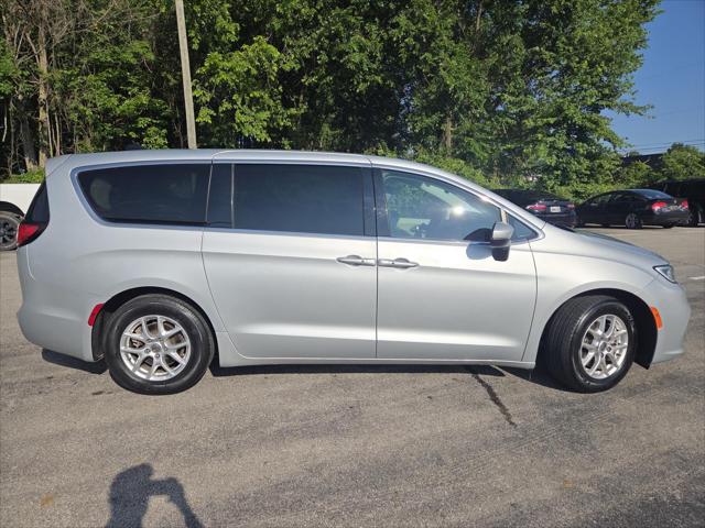 2023 Chrysler Pacifica Touring L