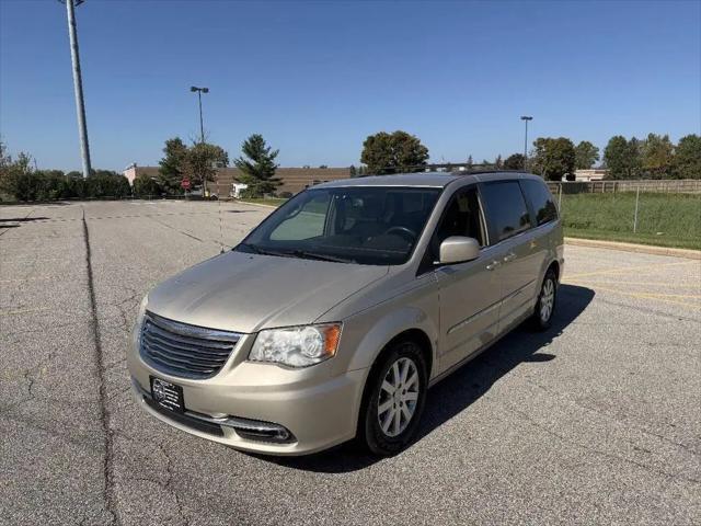 2012 Chrysler Town & Country Touring for sale in Willoughby, OH