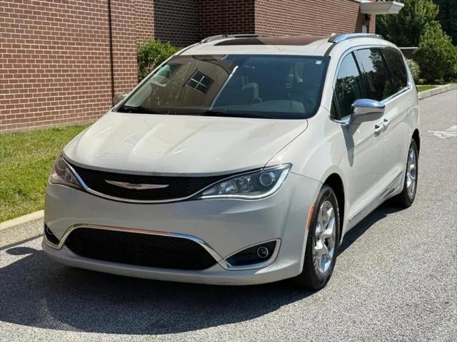 2017 Chrysler Pacifica Limited for sale in Painesville, OH