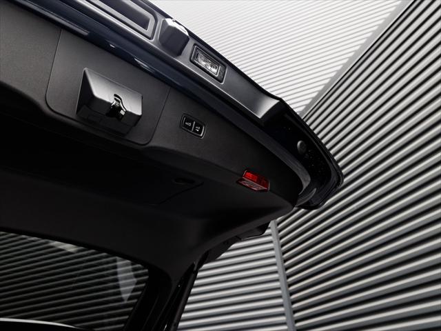 2026 Porsche Cayenne E-Hybrid S