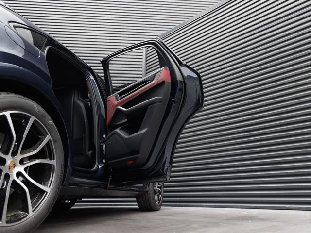 2026 Porsche Cayenne E-Hybrid S