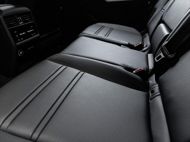 2026 Porsche Cayenne Unknown