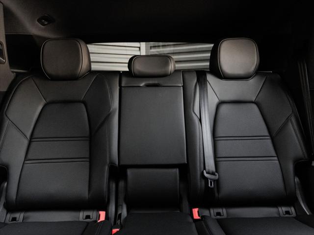2026 Porsche Cayenne Unknown