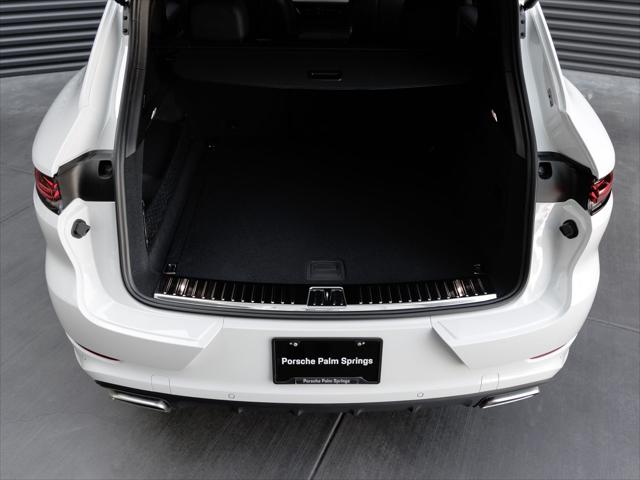 2026 Porsche Cayenne Unknown