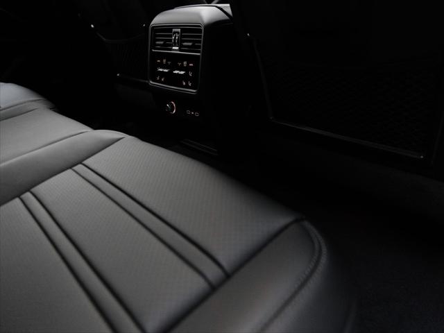 2026 Porsche Cayenne Unknown
