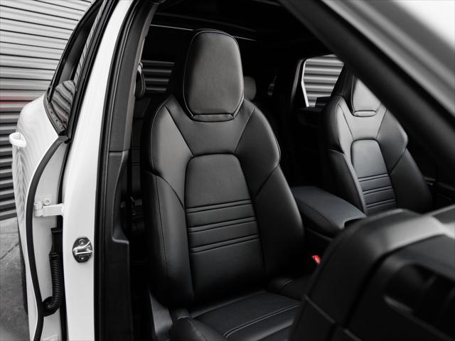 2026 Porsche Cayenne Unknown