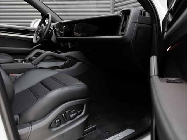 2026 Porsche Cayenne Unknown