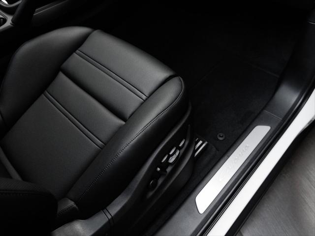 2026 Porsche Cayenne Unknown
