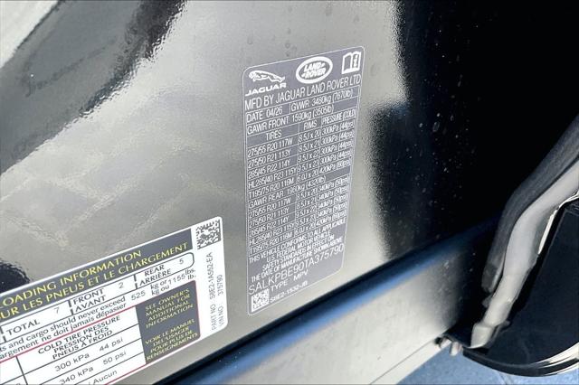 2026 Land Rover Range Rover P530 SE 7 Seat