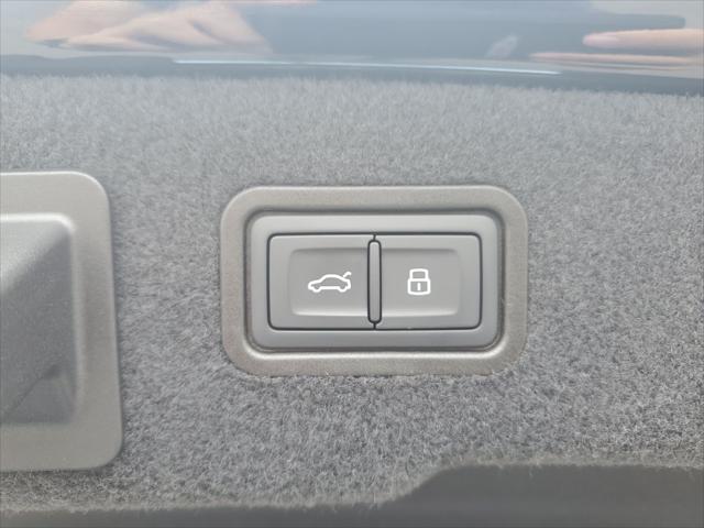 2026 Audi A8 55 TFSI quattro Tiptronic
