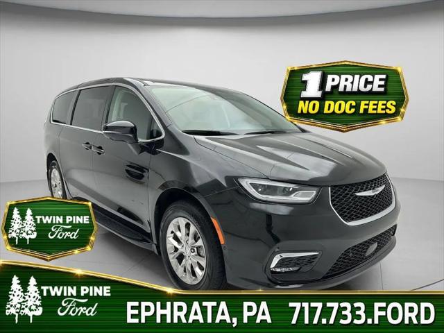 2023 Chrysler Pacifica Touring L AWD for sale in Ephrata, PA