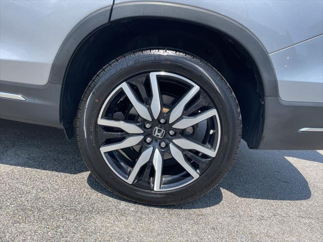 2021 Honda Pilot AWD Touring 8 Passenger