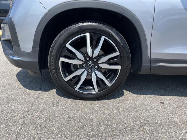 2021 Honda Pilot AWD Touring 8 Passenger