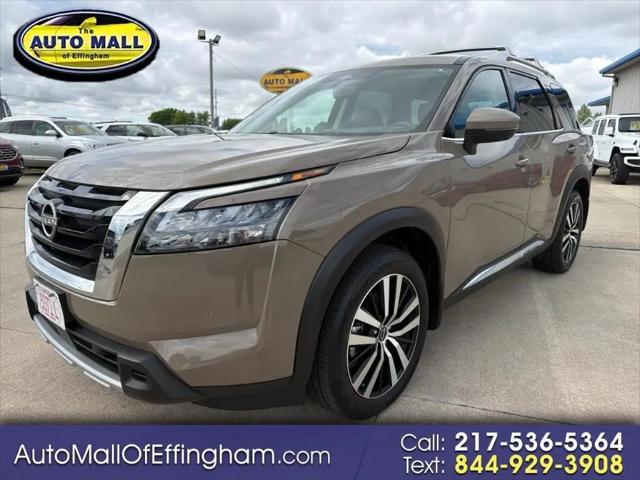 2025 Nissan Pathfinder Platinum 4WD for sale in Effingham, IL