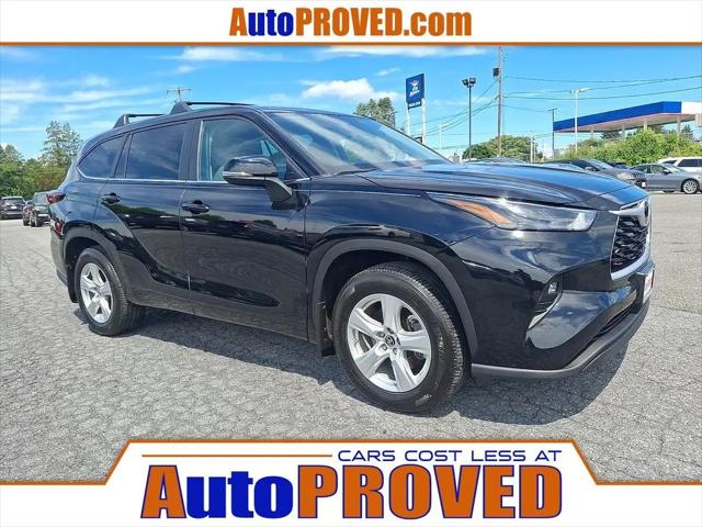 2024 Toyota Highlander LE for sale in Allentown, PA