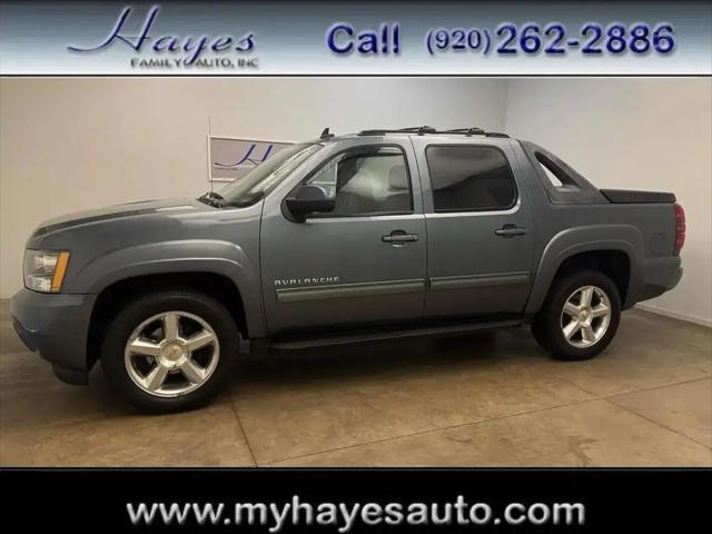2011 Chevrolet Avalanche LT1 for sale in Watertown, WI