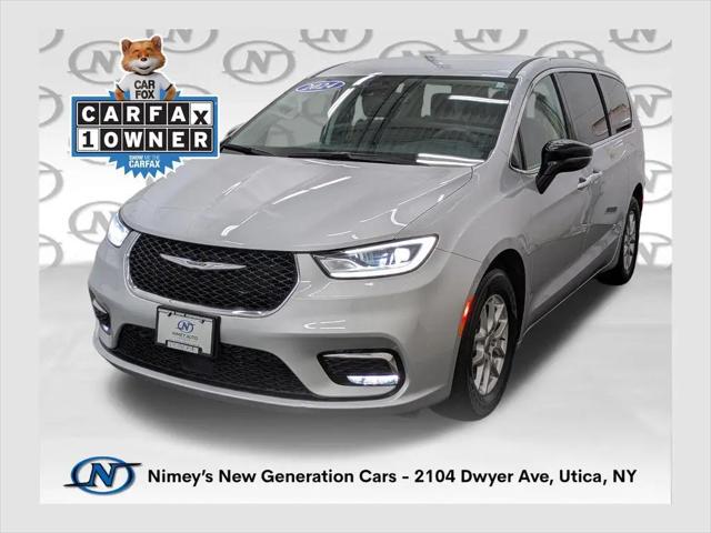 2024 Chrysler Pacifica Touring L for sale in Utica, NY
