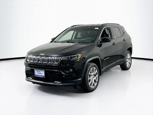 2022 Jeep Compass Latitude Lux 4x4 for sale in Voorhees, NJ