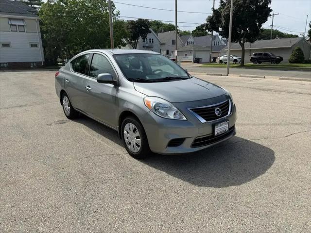 2014 Nissan Versa 1.6 SV for sale in Milwaukee, WI