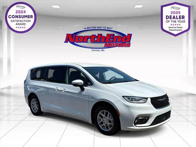 2023 Chrysler Pacifica Touring L for sale in Canton, MA