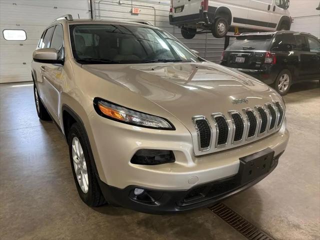 2015 Jeep Cherokee Latitude for sale in Galena, IL
