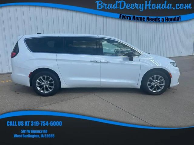 2024 Chrysler Pacifica Touring L AWD for sale in West Burlington, IA
