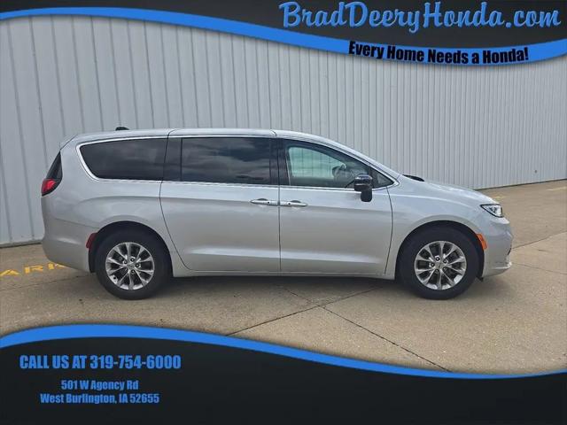 2024 Chrysler Pacifica Touring L AWD for sale in West Burlington, IA
