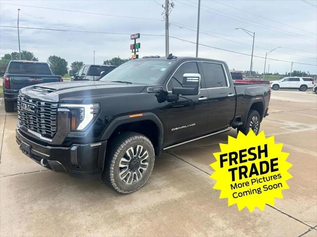 2024 GMC Sierra 2500HD 4WD Crew Cab Standard Bed Denali Ultimate for sale in Charles City, IA