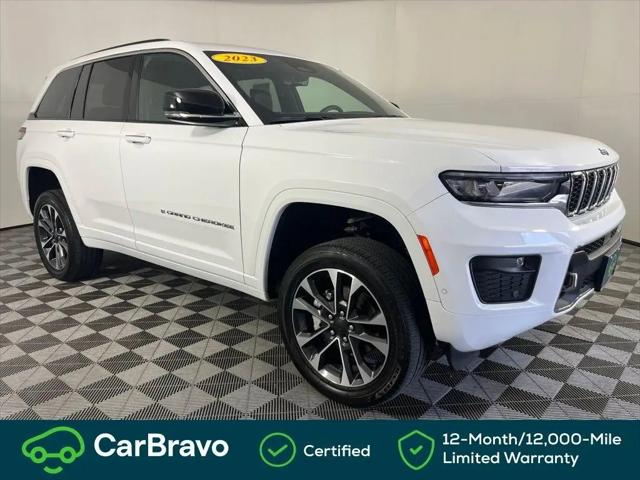 2023 Jeep Grand Cherokee Overland 4x4 for sale in Waterloo, IA