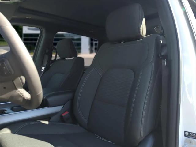 2026 Ram 1500 Big Horn Crew Cab 4x4 64 Box