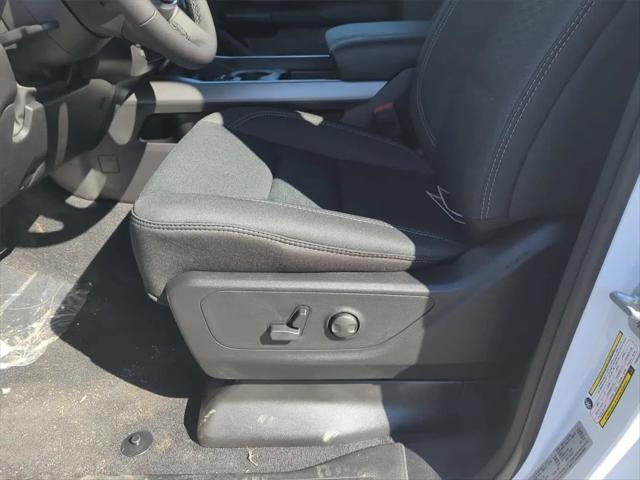 2026 Ram 1500 Big Horn Crew Cab 4x4 64 Box