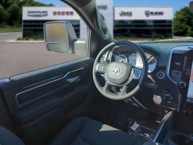 2026 Ram 1500 Big Horn Crew Cab 4x4 64 Box