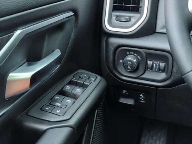 2026 Ram 1500 Big Horn Crew Cab 4x4 64 Box
