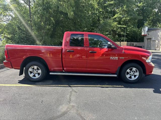 2017 Ram 1500 Express Quad Cab 4x4 6'4" Box