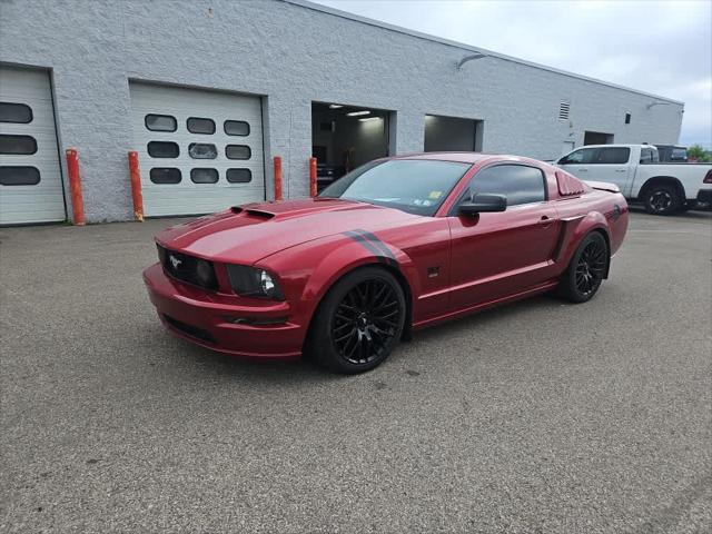 2005 Ford Mustang GT Deluxe 2005 Ford Mustang GT Deluxe