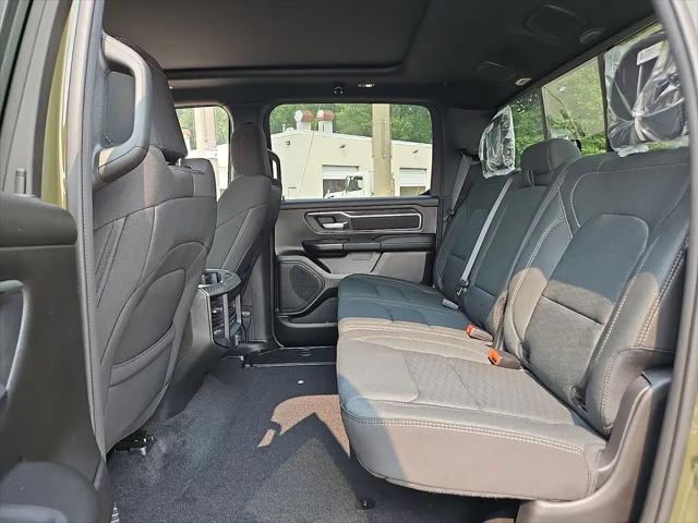 2026 Ram 1500 Big Horn Crew Cab 4x4 5'7" Box
