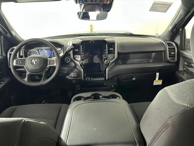 2026 Ram 2500 Black Express Crew Cab 4x4 64 Box
