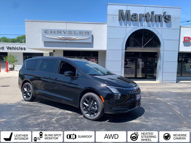 2027 Chrysler Pacifica PACIFICA LIMITED AWD