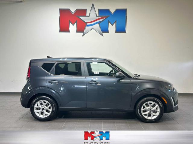2025 Kia Soul LX 2025 Kia Soul LX