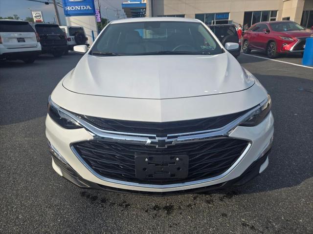 2025 Chevrolet Malibu FWD RS