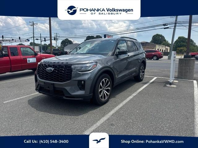 2025 Ford Explorer ST-Line
