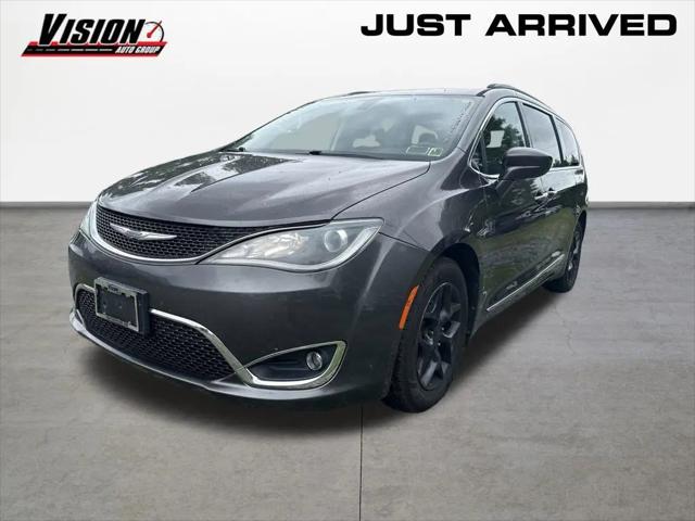 2017 Chrysler Pacifica Touring-L for sale in Canandaigua, NY