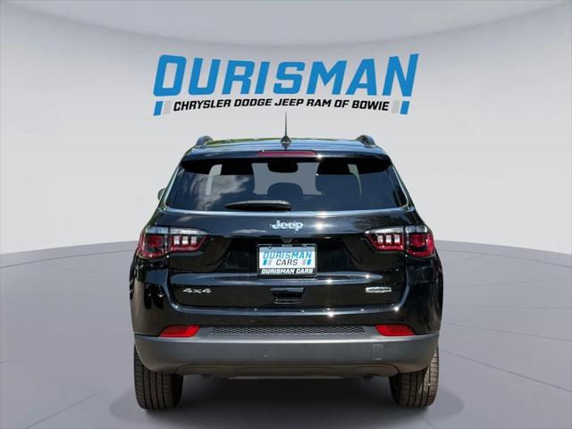 2023 Jeep Compass Latitude Lux FWD