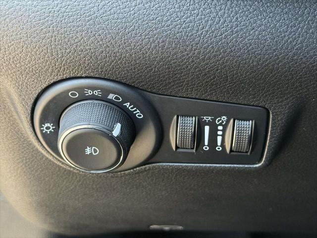 2023 Jeep Compass Latitude Lux FWD