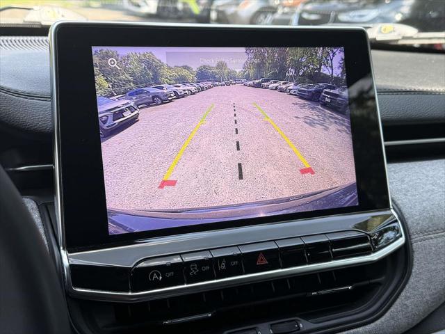 2023 Jeep Compass Latitude Lux FWD