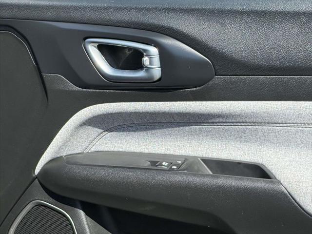 2023 Jeep Compass Latitude Lux FWD