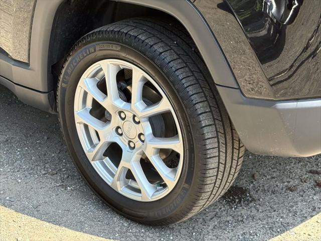 2023 Jeep Compass Latitude Lux FWD