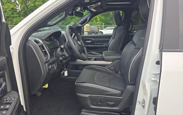 2025 RAM 2500 Laramie Crew Cab 4x4 64 Box