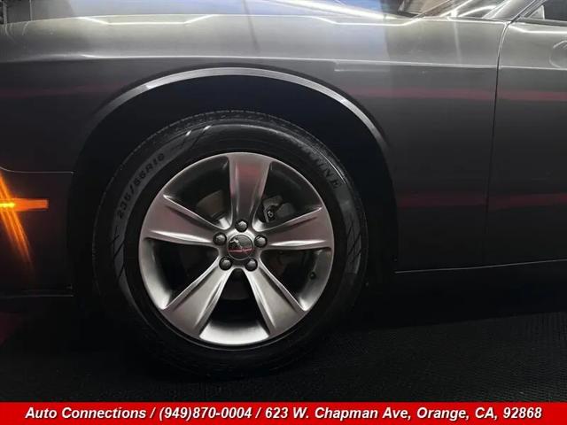 2015 Dodge Challenger SXT