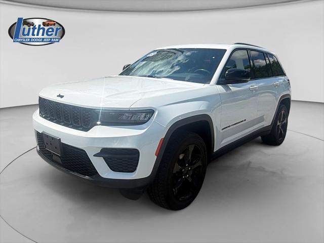 2023 Jeep Grand Cherokee Altitude 4x4
